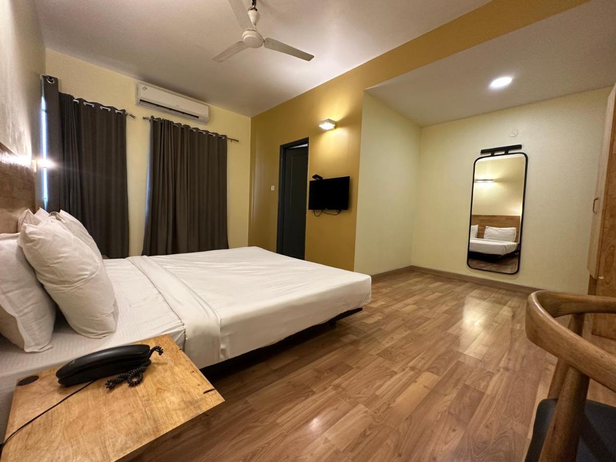 Upar Hotels Indiranagar Bangalore Buitenkant foto